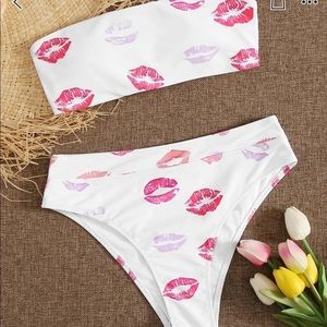 Lip print bikini